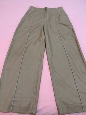 Banana Republic Straight fit pant